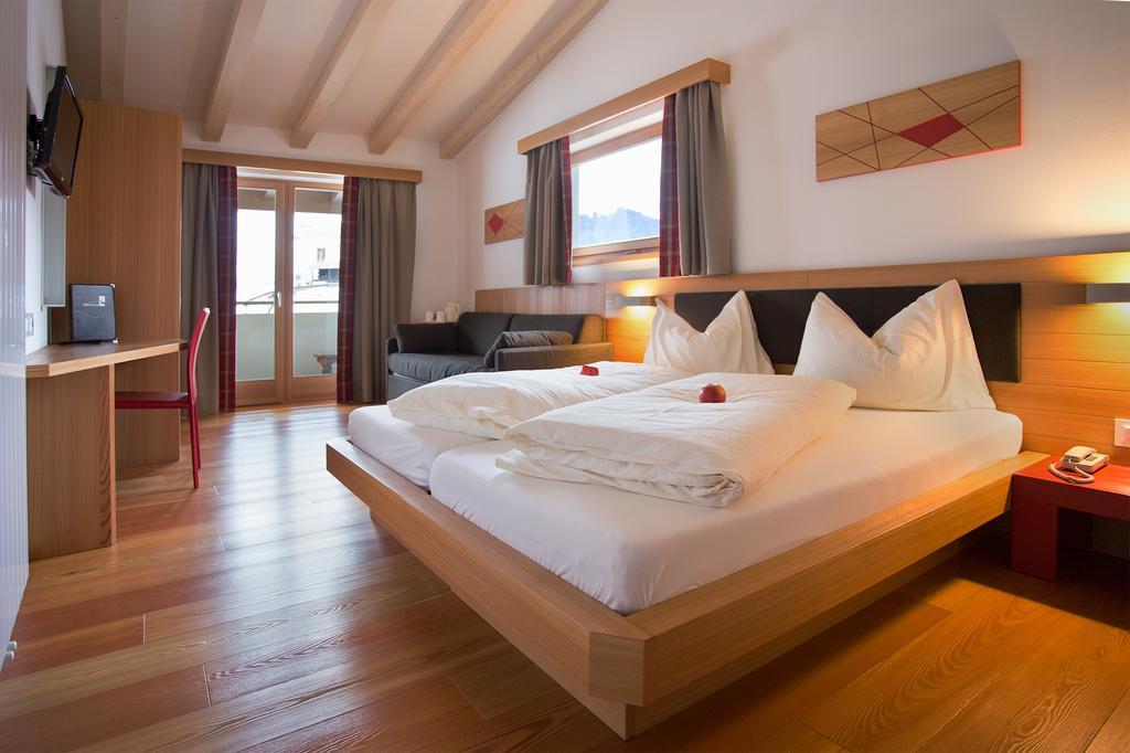 Hotel Al Cervo Tesero Δωμάτιο φωτογραφία